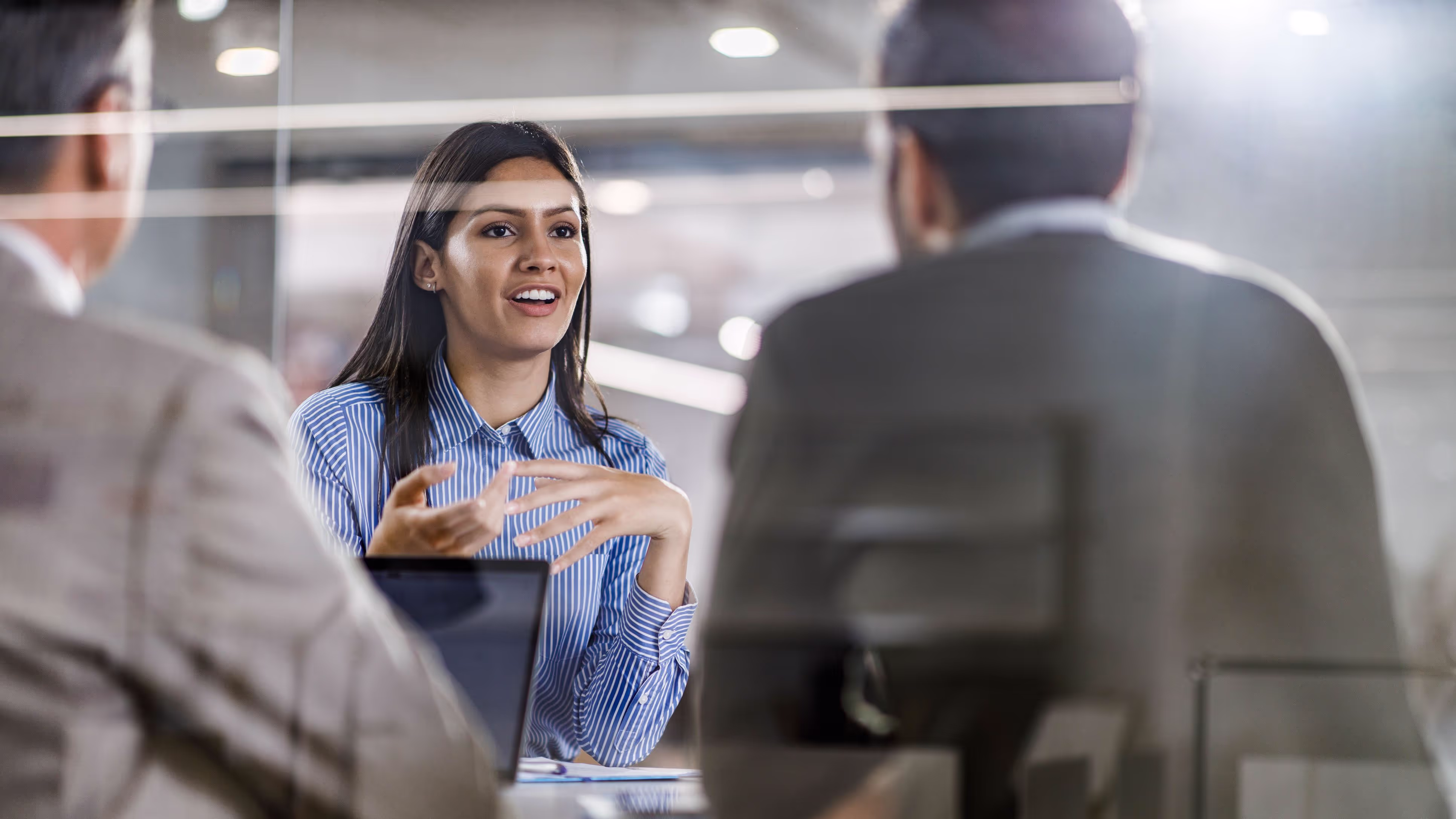Smart Questions to Ask in an Interview in 2025