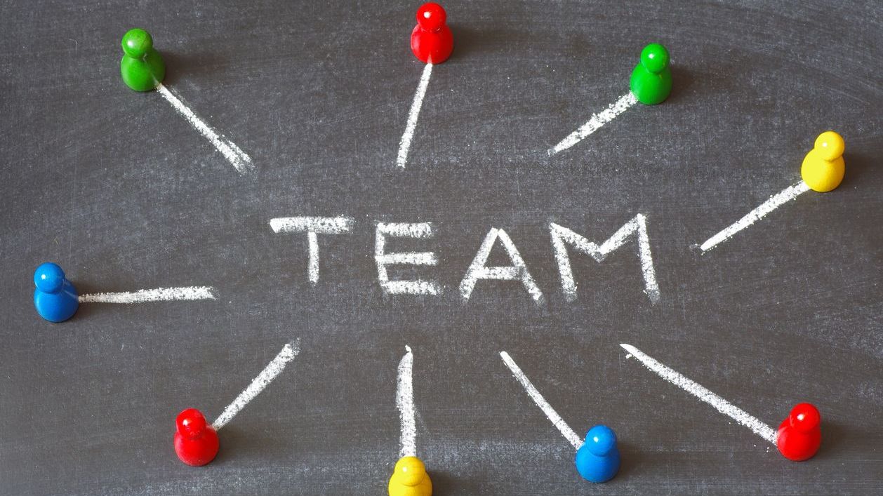 Managing Async-First Teams: Communication Rules for Global HR Leaders